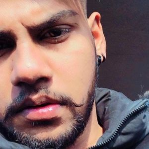 Meet your Posher, Aman